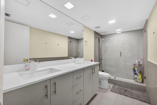 4770 Fountains Drive 104, Lake Worth, FL 33467