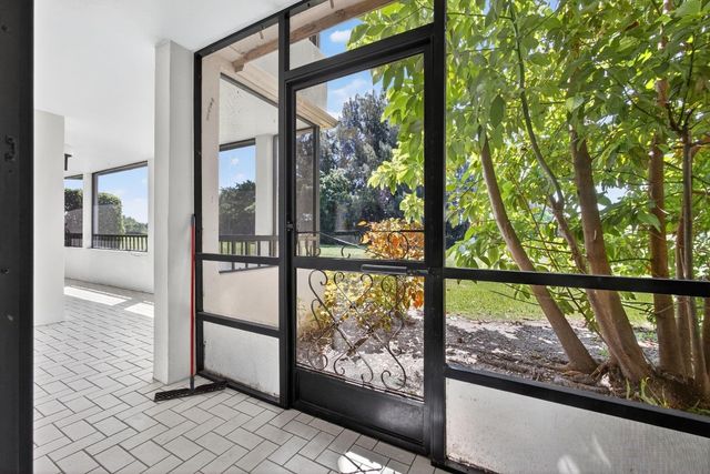 4770 Fountains Drive 104, Lake Worth, FL 33467