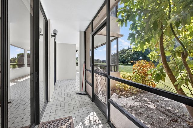 4770 Fountains Drive 104, Lake Worth, FL 33467