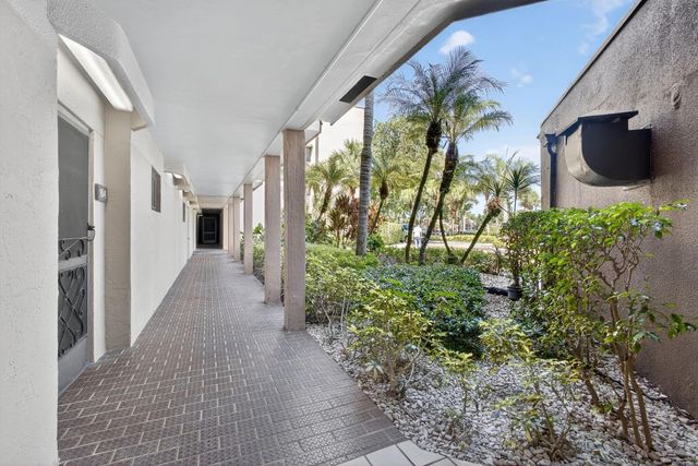 4770 Fountains Drive 104, Lake Worth, FL 33467