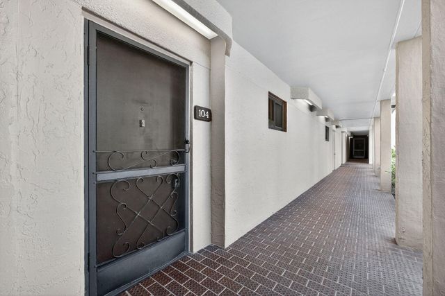 4770 Fountains Drive 104, Lake Worth, FL 33467