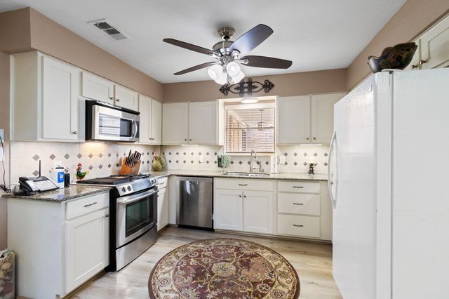 4619 Cashel Glen Drive, Houston, TX 77069