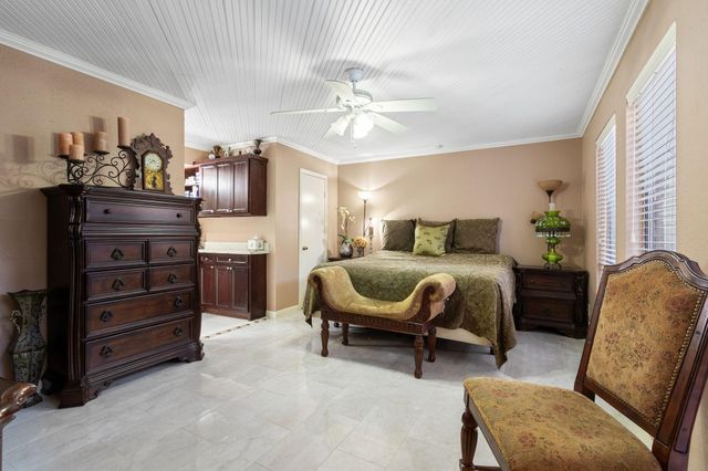 4619 Cashel Glen Drive, Houston, TX 77069