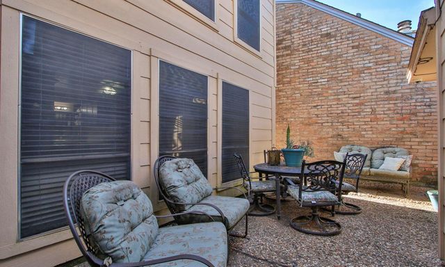 4619 Cashel Glen Drive, Houston, TX 77069