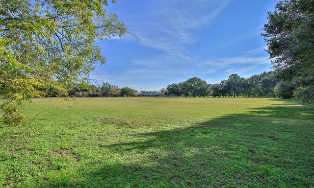 4619 Cashel Glen Drive, Houston, TX 77069