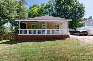206 Hawthorne Lane, Clover, SC 29710
