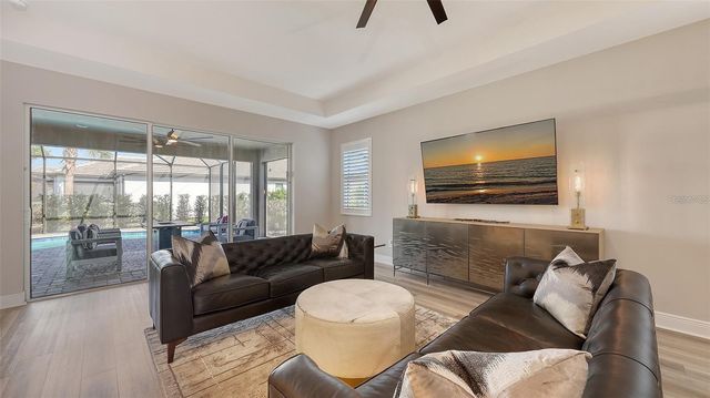 17744 SAVORY MIST CIRCLE, Bradenton, FL 34211