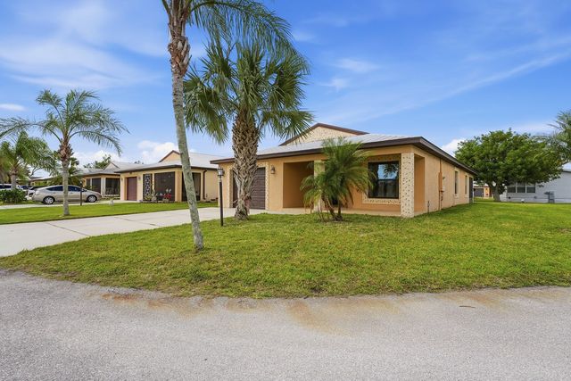 6547 Zapote Court, Fort Pierce, FL 34951