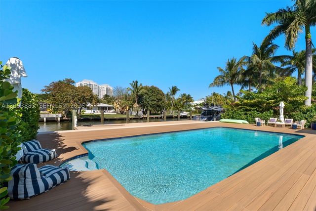 1025 Belle Meade Island Dr, Miami, FL 33138