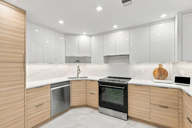 3550 Galt Ocean Drive 704, Fort Lauderdale, FL 33308