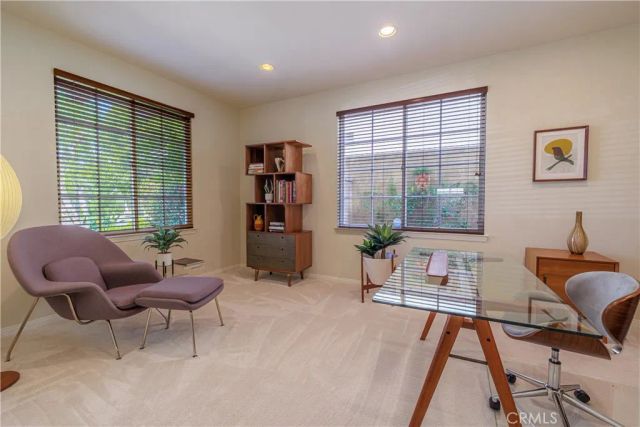 22 Modesto, Irvine, CA 92602