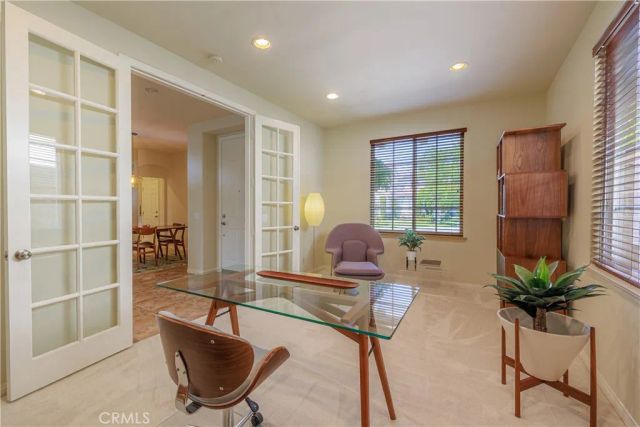 22 Modesto, Irvine, CA 92602