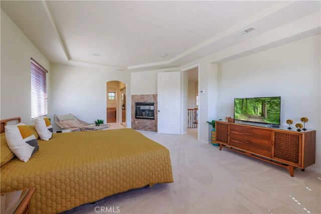 22 Modesto, Irvine, CA 92602