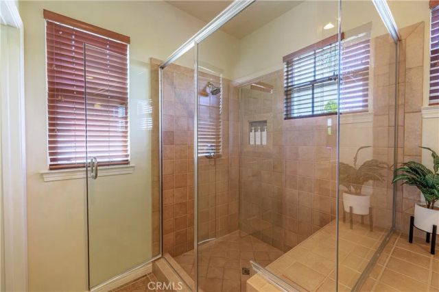 22 Modesto, Irvine, CA 92602