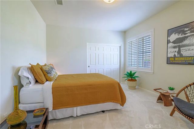 22 Modesto, Irvine, CA 92602