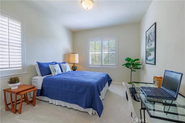 22 Modesto, Irvine, CA 92602