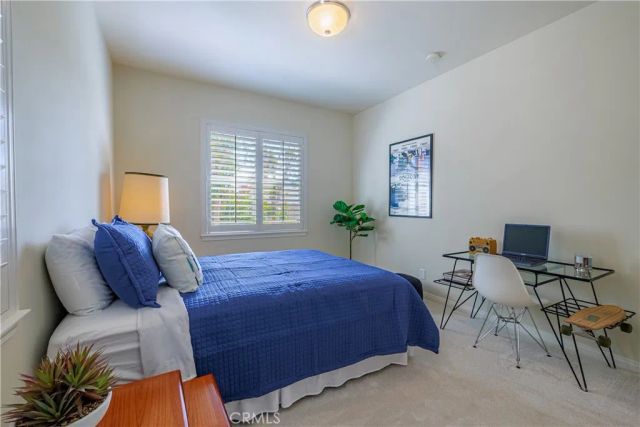 22 Modesto, Irvine, CA 92602