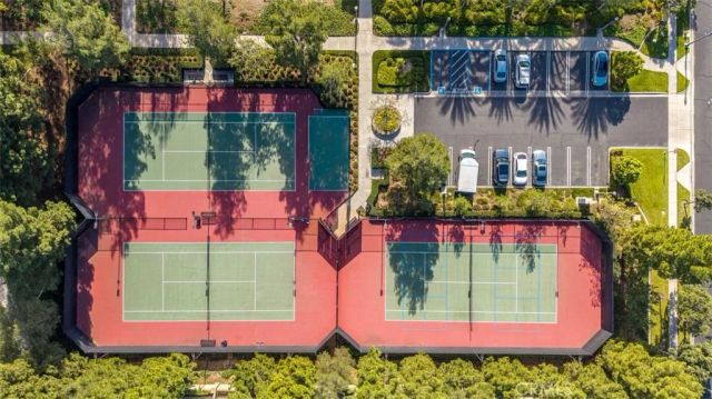 22 Modesto, Irvine, CA 92602