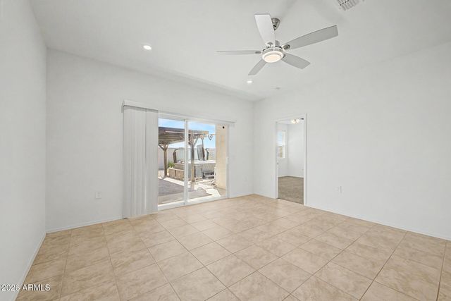 34843 W LUCCA Drive, Maricopa, AZ 85138