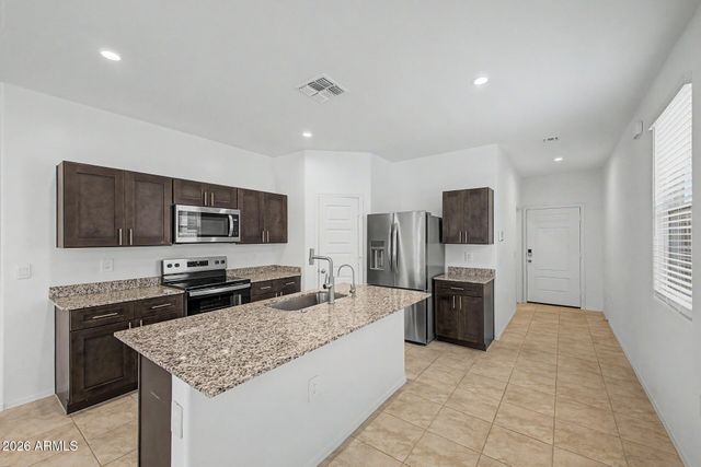 34843 W LUCCA Drive, Maricopa, AZ 85138