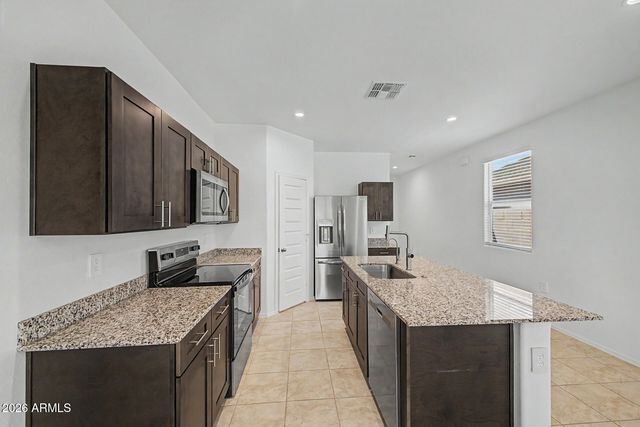 34843 W LUCCA Drive, Maricopa, AZ 85138