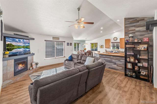 1720 Goldenvue Drive, Johnstown, CO 80534