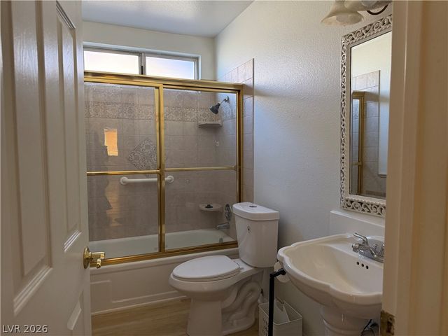 3121 North Floral Vista Avenue, Henderson, NV 89014
