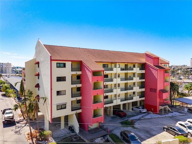 1750 HARBOR PLACE S 104, South Pasadena, FL 33707