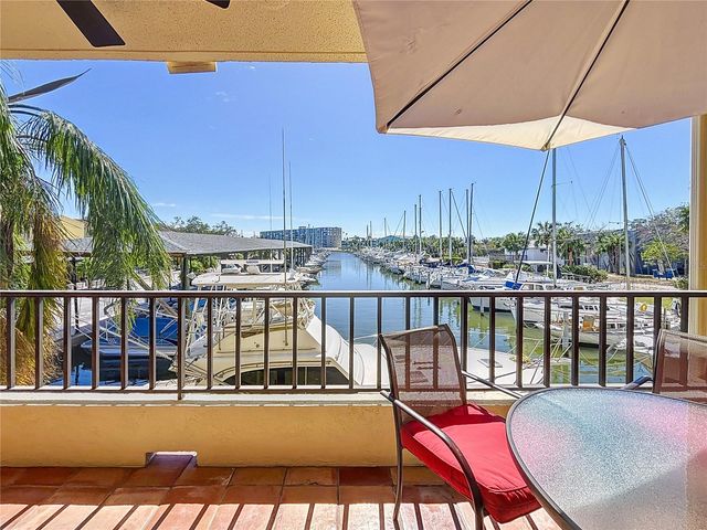 1750 HARBOR PLACE S 104, South Pasadena, FL 33707
