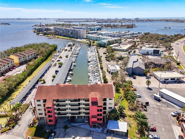1750 HARBOR PLACE S 104, South Pasadena, FL 33707