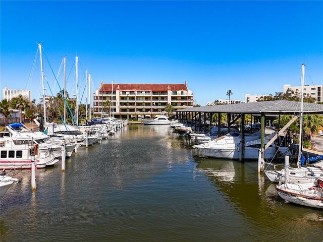 1750 HARBOR PLACE S 104, South Pasadena, FL 33707