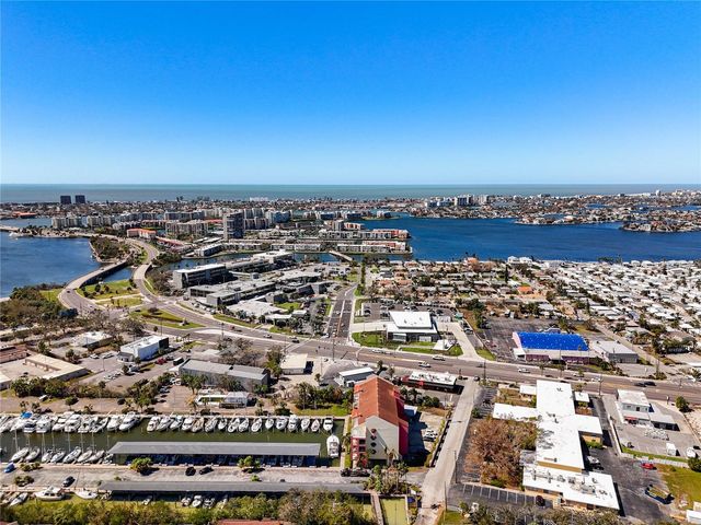 1750 HARBOR PLACE S 104, South Pasadena, FL 33707