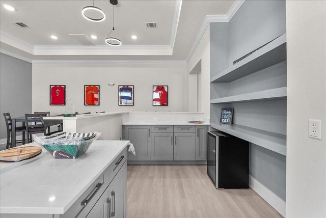 540 Hobbs Road E1, League City, TX 77573