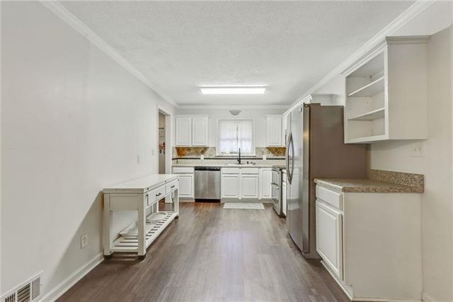 228 Shady Lane, Canton, GA 30115