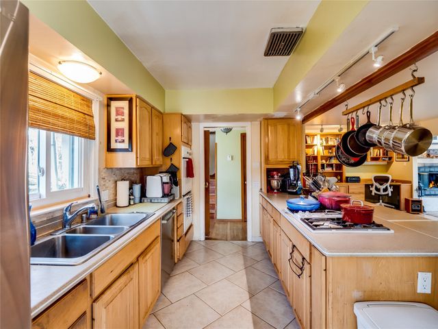 2282 36th Street A, Los Alamos, NM 87544