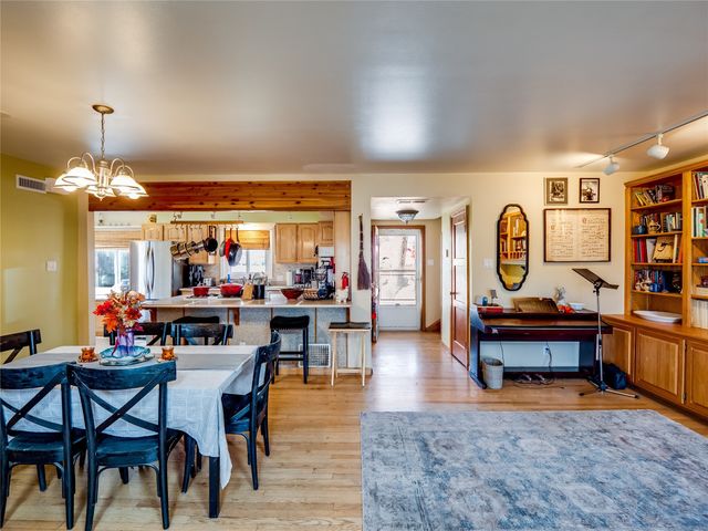 2282 36th Street A, Los Alamos, NM 87544