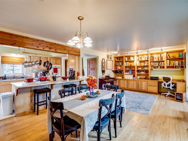 2282 36th Street A, Los Alamos, NM 87544