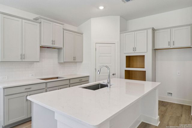 9307 Quail Crest Drive, Schertz, TX 78154