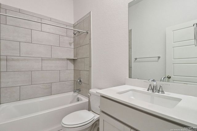 9307 Quail Crest Drive, Schertz, TX 78154