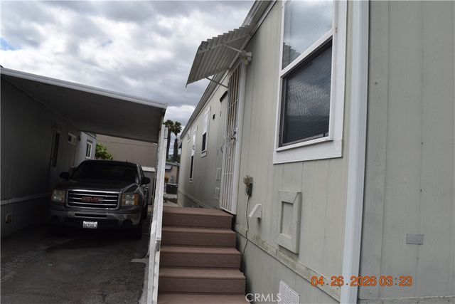 1081 W Arrow Hwy 86, Azusa, CA 91702