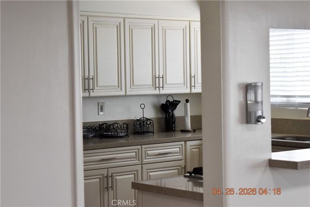 1081 W Arrow Hwy 86, Azusa, CA 91702