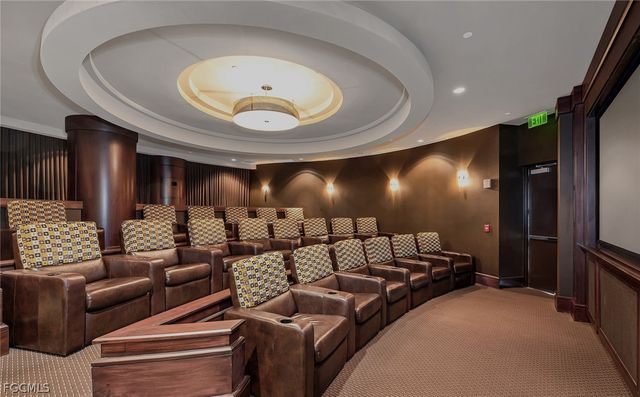 13675 Vanderbilt DR 406, Naples, FL 34110