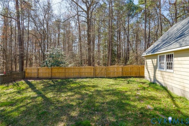 11731 Leiden Ln, Midlothian, VA 23112