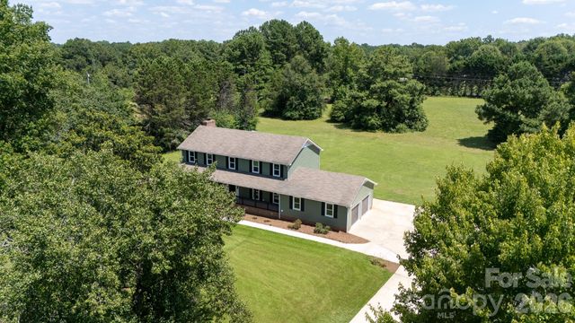1560 Meadowdale Road, Rock Hill, SC 29732
