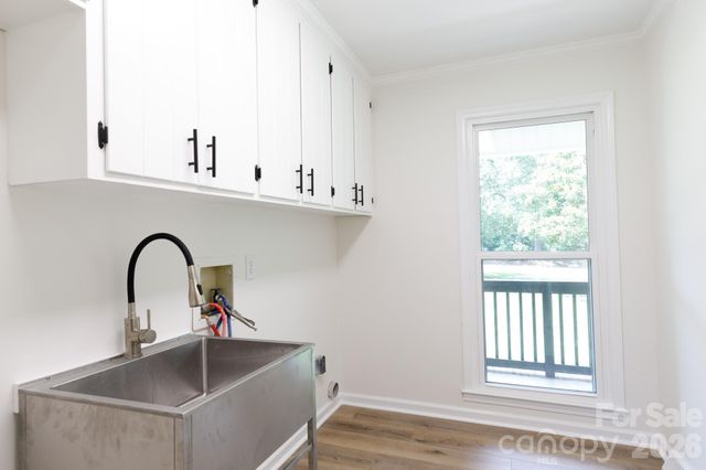 1560 Meadowdale Road, Rock Hill, SC 29732