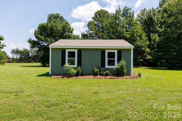 1560 Meadowdale Road, Rock Hill, SC 29732