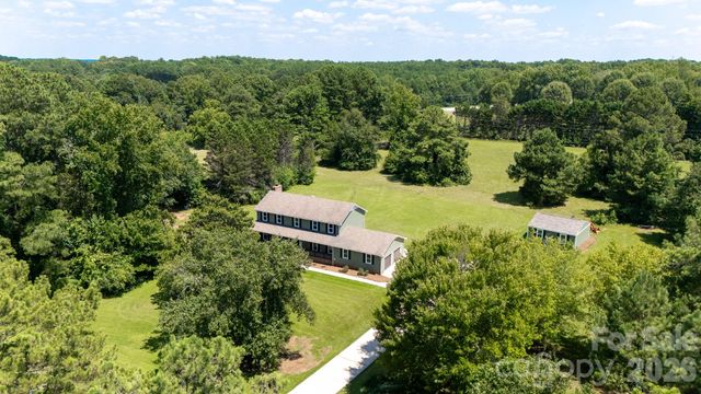 1560 Meadowdale Road, Rock Hill, SC 29732