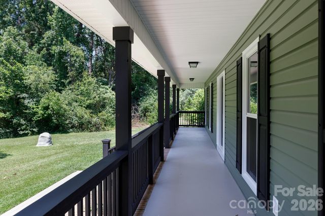 1560 Meadowdale Road, Rock Hill, SC 29732
