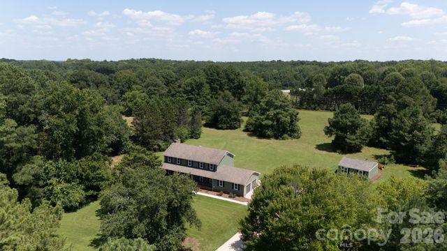 1560 Meadowdale Road, Rock Hill, SC 29732
