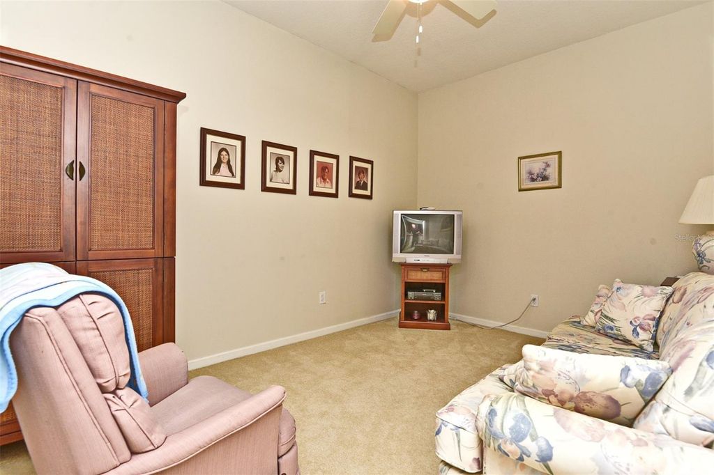 Image 5 of property listing at 3132 RIVER BRANCH CIRCLE, Kissimmee, FL 34741